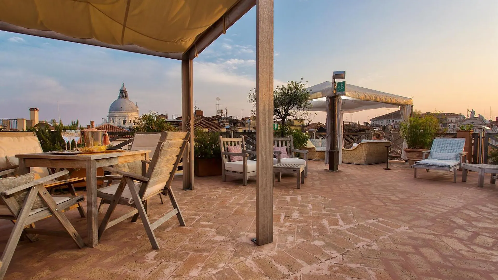 Hotel Saturnia & International Venice