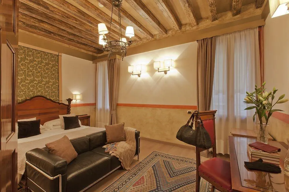 ****  Hotel Saturnia & International Βενετία Ιταλία